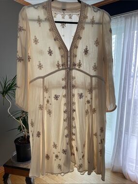 S  Free People  CHIC BOHO Cream Semi-opaque Embroidered Long Sleeve Dress  NWOT